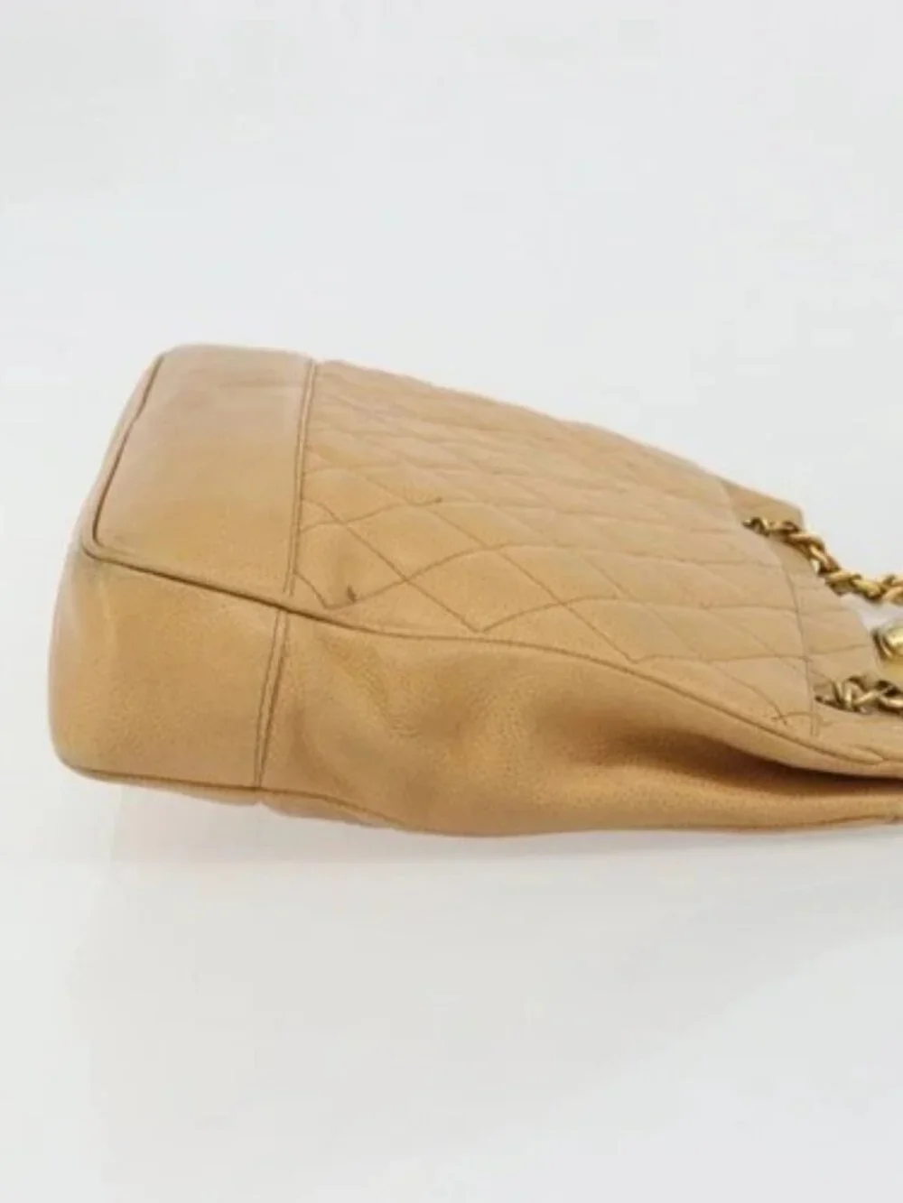 CHANEL Matelasse Chain Shoulder Bag Grained Calf Skin Beige Gold CC Auth YKZ963
